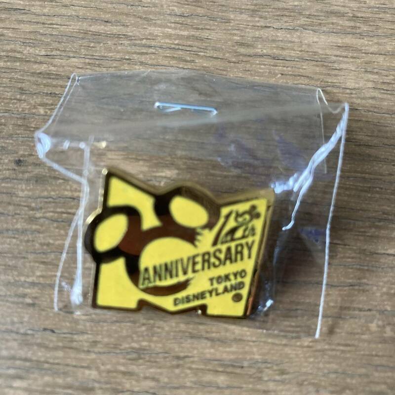 【未使用】東京ディズニーランド 12周年 ピンバッジ ピンズ 1995 ミッキー レトロ 送料185円