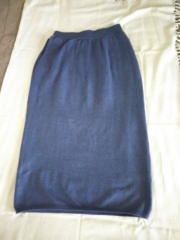 PAGEBOYニットタイトスカート　ブルー　フリーサイズ　美品