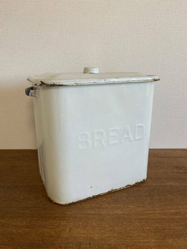 アンティーク ホーロー　ブレッド缶　イギリス / キャニスター　保存容器　bread ヴィンテージ　レア
