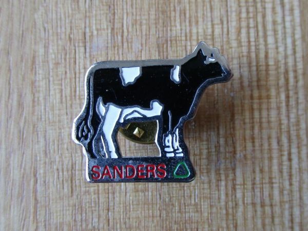 古い ピンバッジ : 牛 乳牛 ウシ ビーフ 動物 アニマル ピンズ #W