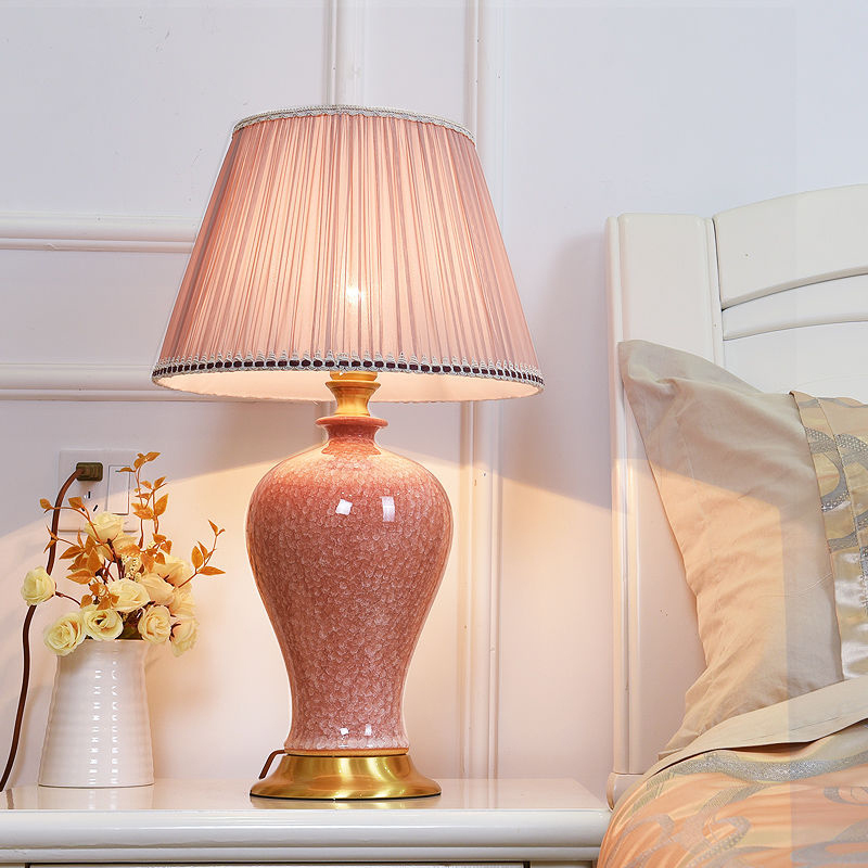 新品　卓上ライト　ピンク　布ランプシェード　高品質なセラミック　リビング　ベッドルーム　ライト（サイズ：S）　0400