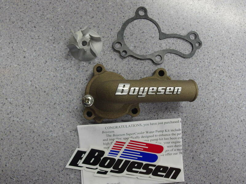 ■BOYESEN(ボイセン) KX250F KLX450R ウオーターポンプカバー waterpump cover■WPK-18M