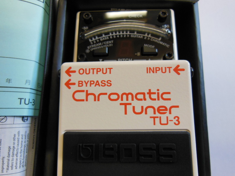 新品☆BOSS コンパクトエフェクター TU-3 Chromatic Tuner☆