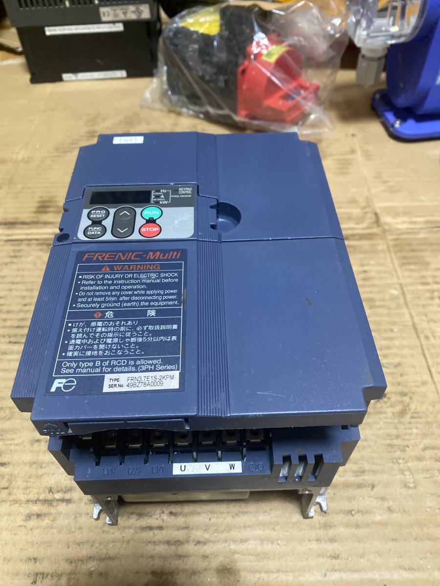 3B00017 富士インバータFRENIC-Multi FRN3.7E1S-2KPM