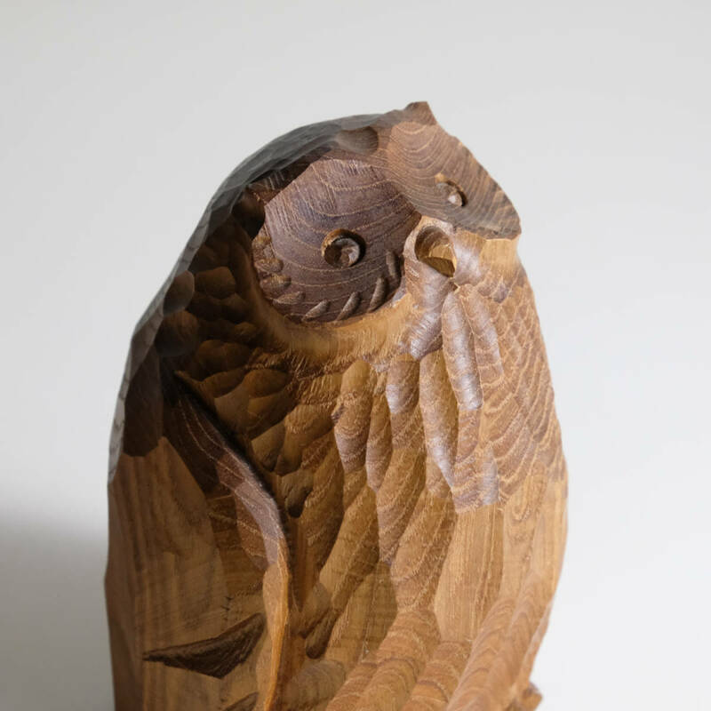 木彫の梟 フクロウ 梅原作 北海道 民芸品 木彫り 木製彫刻 飾り オブジェ 置物 民藝 