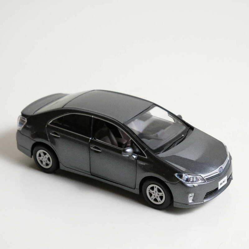 非売品 TOYOTA 1/30 OFFICIAL LICENSED PRODUCT トヨタ SAI サイ ミニカー 模型 カラーサンプル 