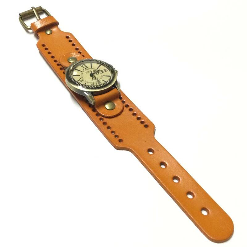 【新品未使用、電池交換済み】レトロ アンティーク調 レザーベルト レザーブレスレット アナログ腕時計 