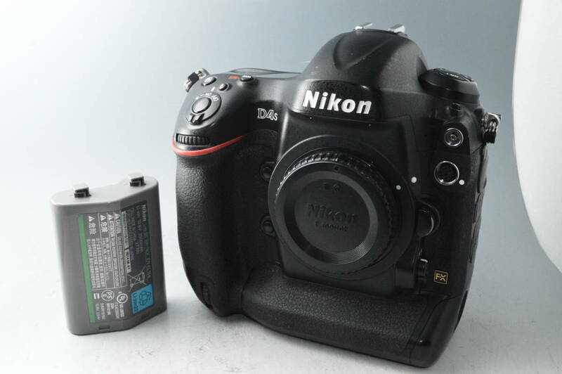 #9260【良品】 Nikon ニコン D4S ボディ