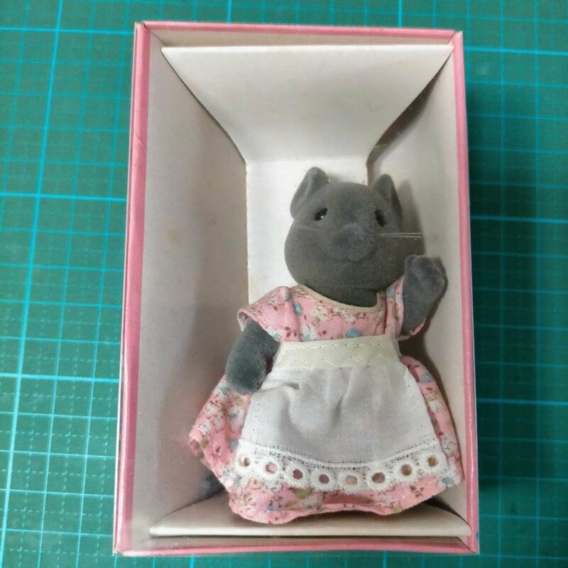 当時物 初期 シルバニアファミリー ネズミのお母さん 新 ねずみ ネズミ お母さん EPOCH Vintage Sylvanian Families mouse mother mom mum