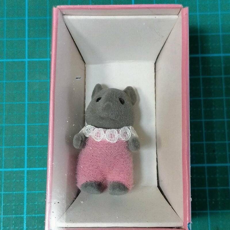 当時物 初期 シルバニアファミリー ネズミの赤ちゃん ピンク 新品 ねずみ ネズミ 赤ちゃん EPOCH Vintage Sylvanian Families mouse baby