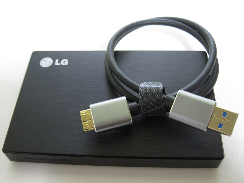 ☆★JUNK PC PARTS★☆ LG External HDD USB3.0/2.0接続外付けポータブルハードディスク500GB XE350BC☆-中古/即決有♪ ジャンク