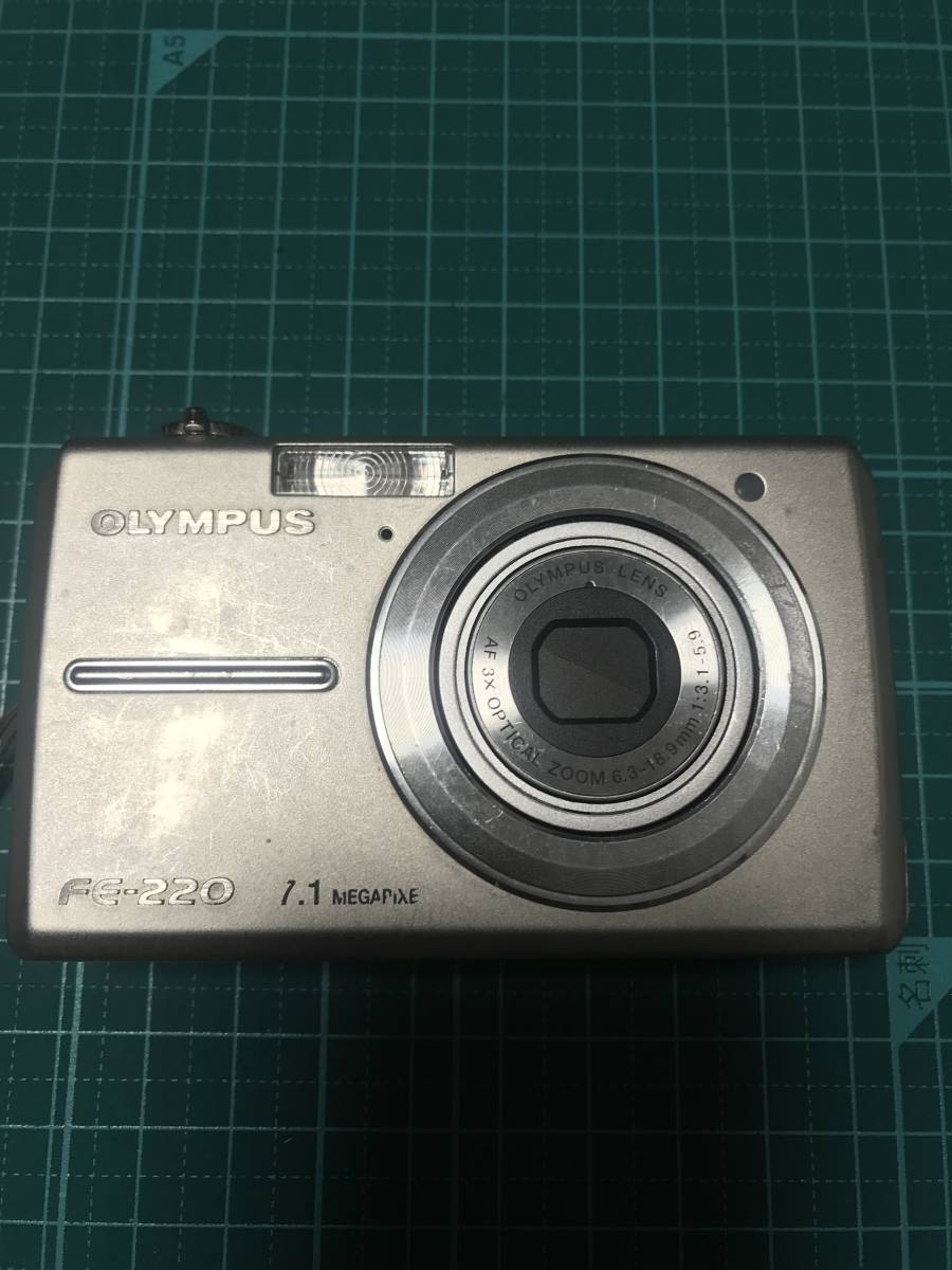 ★ OLYMPUS FE-220 ジャンク品 R00662