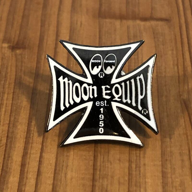 MOONEYES Hat Pin 120円発送可 ハット ピン ピンバッチ ピンバッジ アイアンクロス moon equipped ムーンアイズ ピンバッヂ