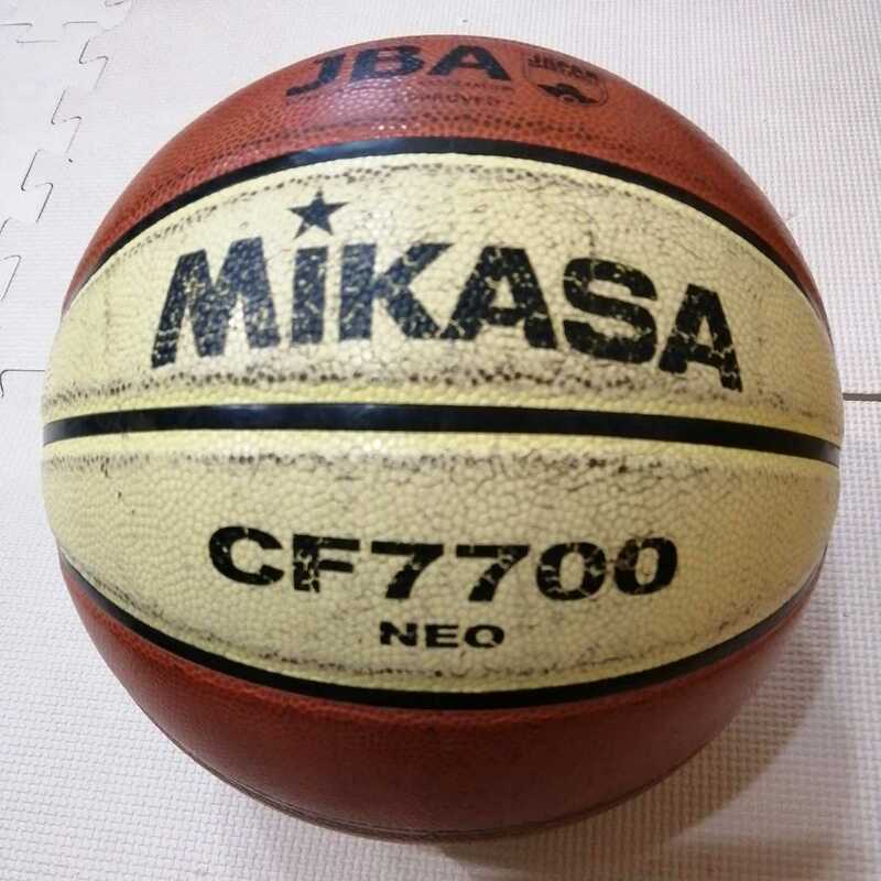 使用品 バスケットボール 7号 8面体「MIKASA CF7700 NEO ミカサ」特殊天然皮革製 (検索) JBA検定球 公式試合球 FIBA molten モルテン ③