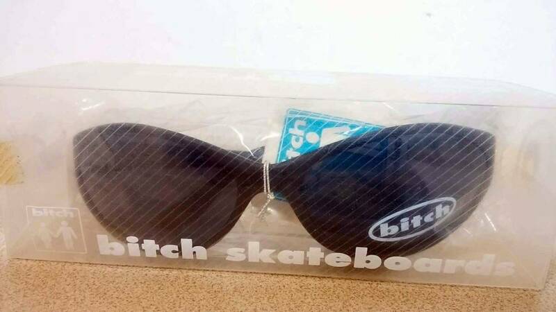 bitch skateboards B-804. SUNGLASSES /ビッチ・サングラス　ダーク・ブラック　B-804　新品・未使用品・自宅保管品