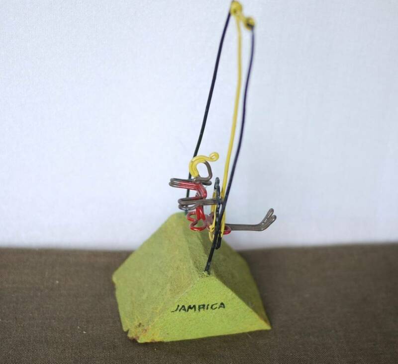 針金アート細工 ぶらんこ人形 ワイヤークラフトワーク ジャマイカ　JAMAICA　カリビアンガール　レトロ玩具　動くおもちゃ