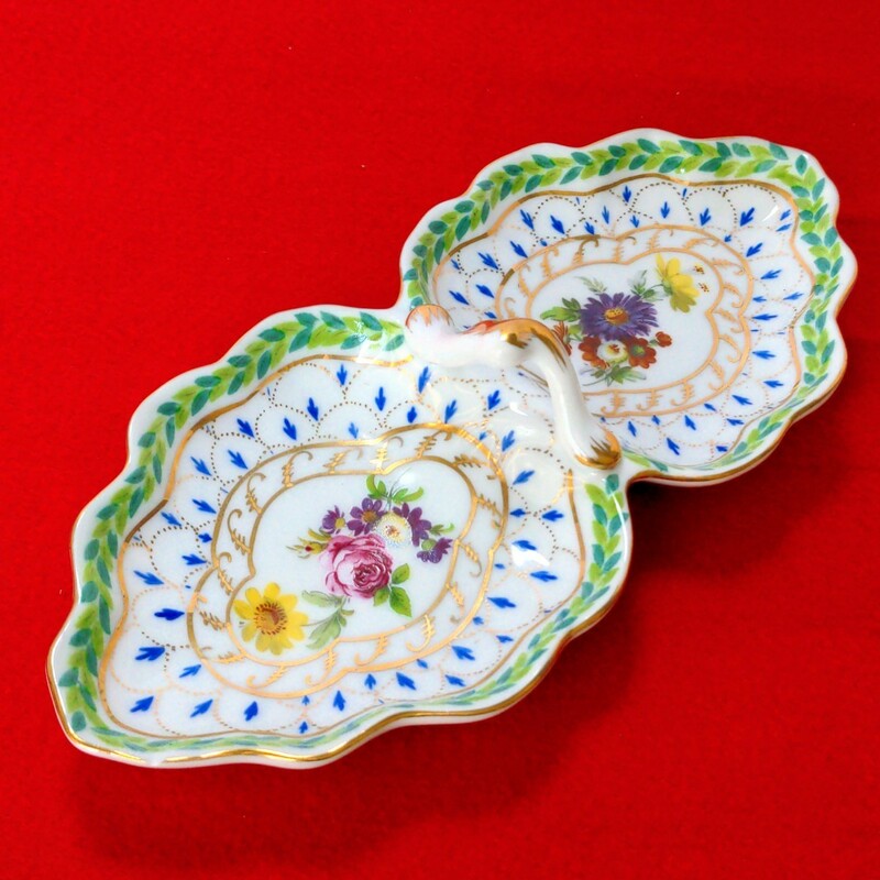 Paris Royal　ダブルディッシュ　花柄 パリスロイヤル　小物皿　トレイ 　小物入れ　陶器　白磁　金彩　約24×10×持ち手を含む高さ4cm　