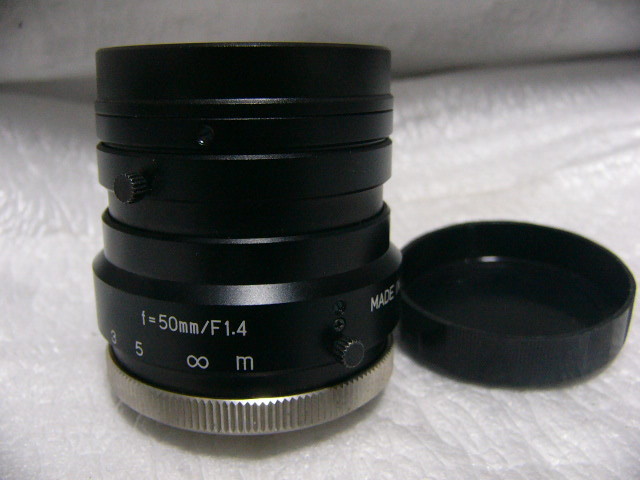 ★貴重！動作保証美品 Keyence CA-LHW50 ラインスキャンカメラ用1"大光径 Cマウントレンズ 50mm/F1.4