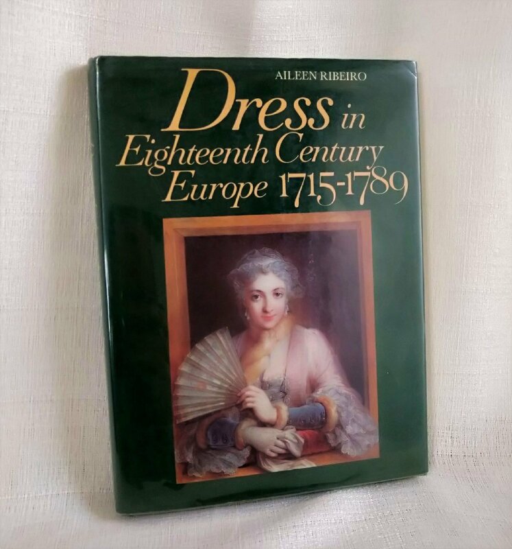18世紀 ヨーロッパ 衣装 コスチューム ドレス 西洋ファッション史 洋書 Dress in Eighteenth-Century Europe 1715-1789