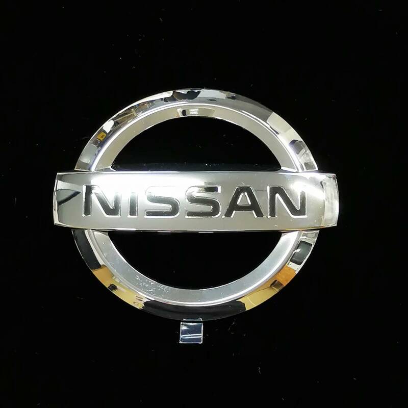 未使用 NISSAN エンブレム 日産 純正 パーツ コレクション 