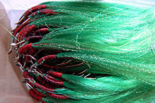 毛針　スズキ16号　白　50本　フラッシャー緑　ラメ