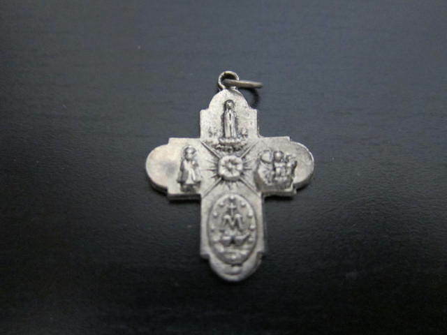 メキシカン ペンダント トップ 十字架 クロス 聖母 マリア キリスト メキシコ 小さい クリスチャン