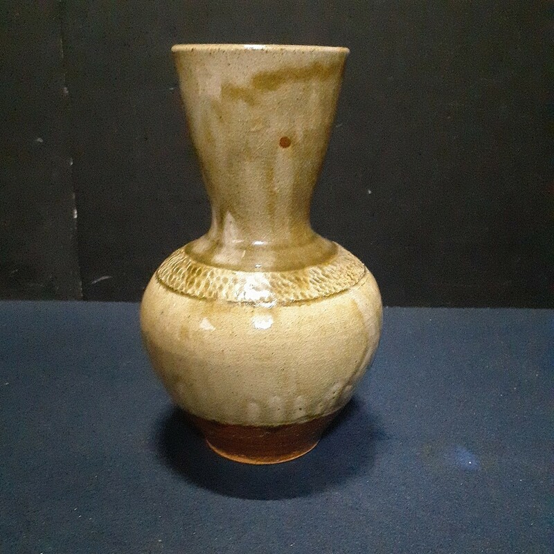 陶磁器 花瓶 花器 年代不明 作者不明 高さ 約21cm 胴回り 約43cm 花瓶口直径 約8cm 箱なし