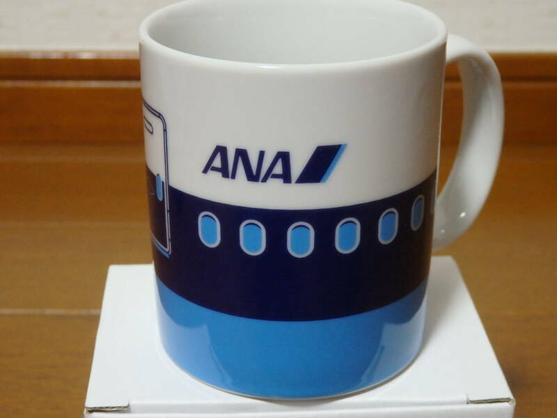 即決♪限定♪新品未使用♪ANA 全日空 全日本空輸 飛行機 マグカップ 300ml アメニティグッズ