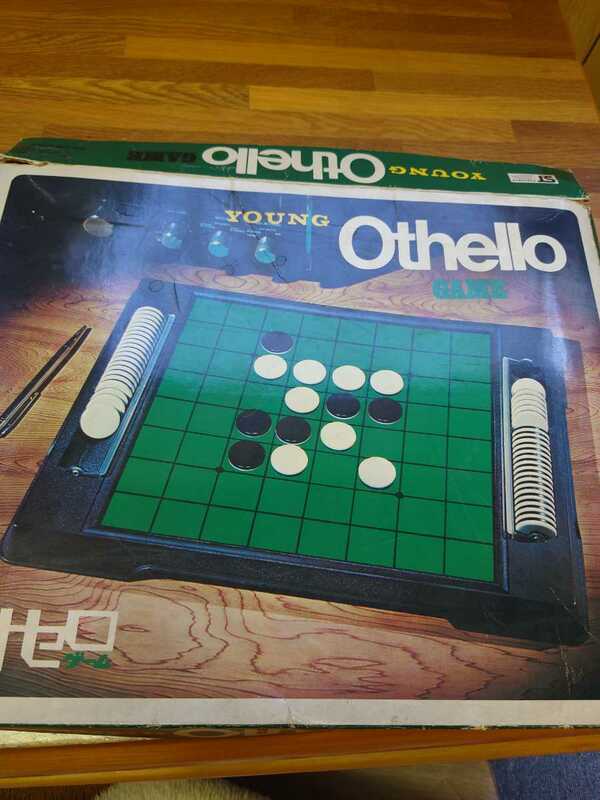 YOUNG Othello オセロ 頭脳ゲーム
