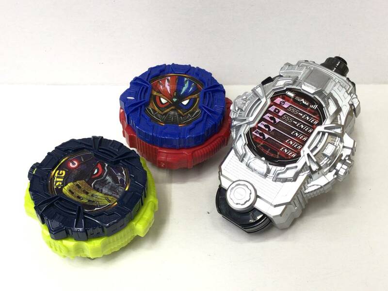 仮面ライダージオウ ライドウォッチ3個セット DXファイズフォンX 通電のみ確認 230307