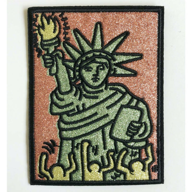 再入荷【新品/即決/アメリカ買付】Keith Haring/キースヘリング/statue of liberty/ラメ入り ワッペン/パッチ/NY ポップアート(ar-226-4)