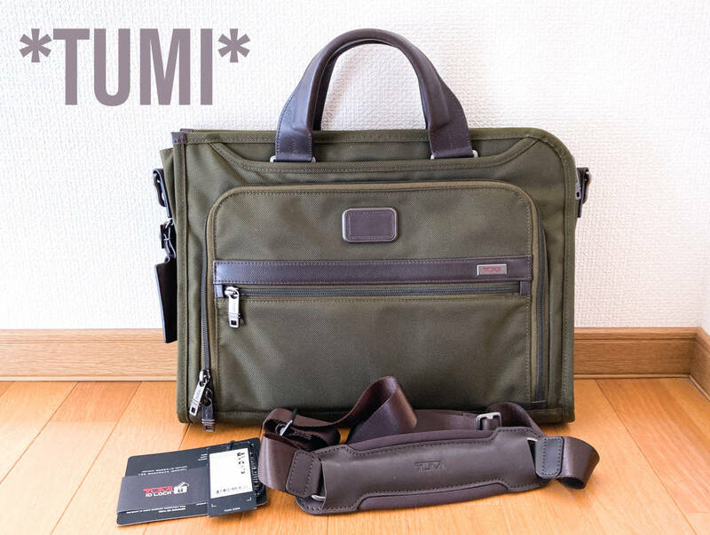 アメリカ購入　美品　3way 値札有り　TUMI トゥミ　多機能　ビジネス　バッグ　トラベル　キャリー　取り付け　ショルダー　ポケット多数