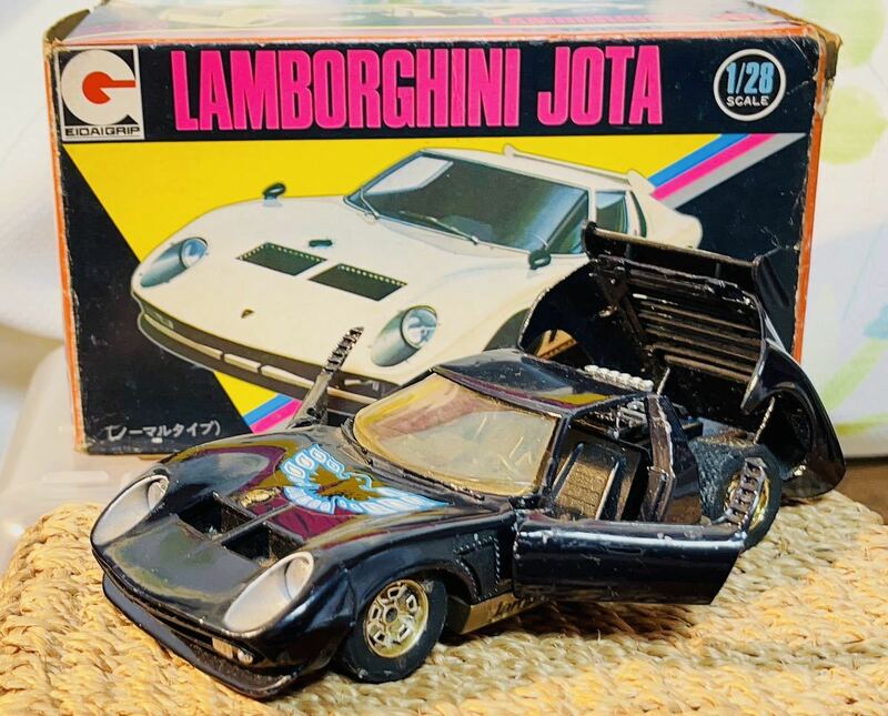 ランボルギーニ イオタ Lamborghini Jota 1/28 全長約14センチ - 永大グリップ Eidaigrip