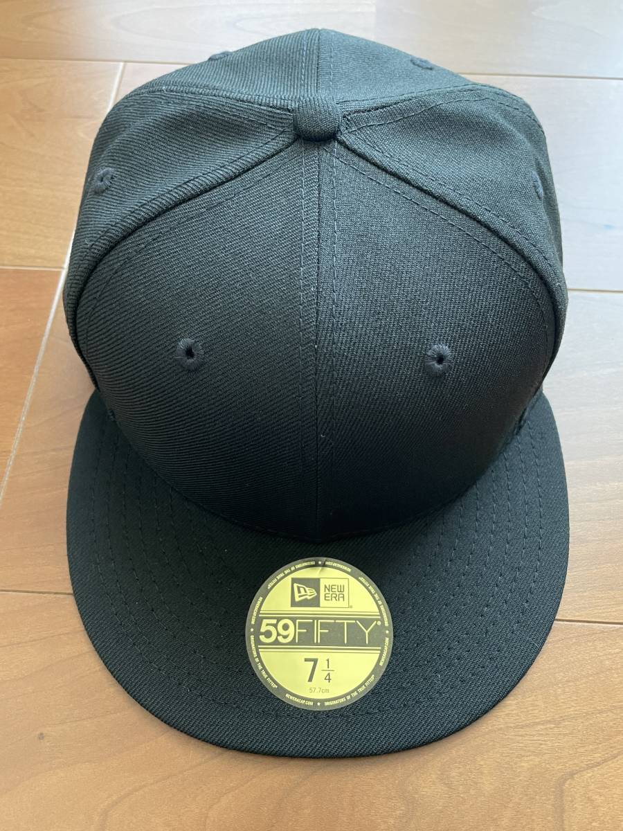新品 正規品 国内正規店購入 ニューエラ NEWERA 59FIFTY ブラック 57.7 サイドゴールド刺繍 キャップ 帽子 切手 ハガキ可能