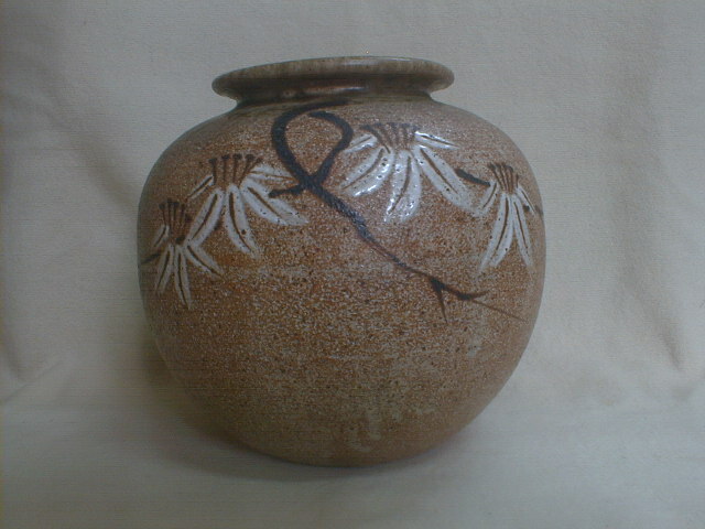 信楽　壺新製　白木蓮　伝統釉薬　18x19cm　1666g　陶器製飾り花瓶