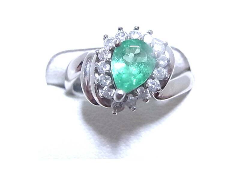 《ジュエリー》Pt900 リング 11.5号 エメラルド0.70ct・ダイヤ0.30ct付き 豪華絢爛な指輪 プラチナ製