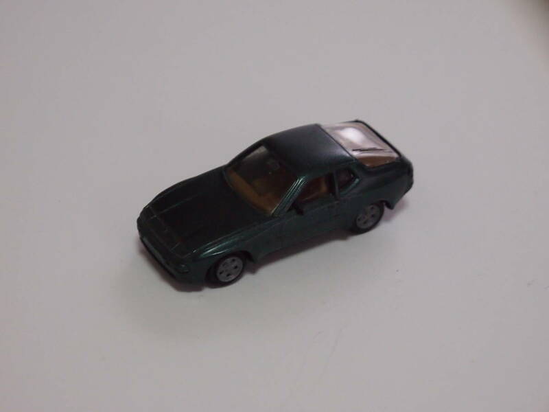 herpa ヘルパ 1/87 　Porsche 944 DARK GREEN 西ドイツ製