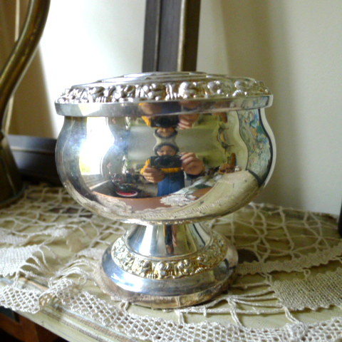 英国 アンティーク 銀メッキ　灰皿 花瓶　撮影用 インテリア イギリス蚤の市 フランスブロカント ヨーロッパ雑貨 343