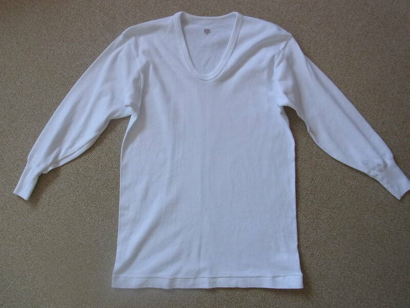 グンゼ　Ｖネック長袖シャツ（ホワイト）Ｓサイズ