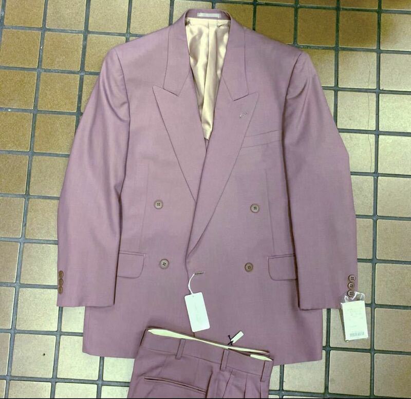 新品　未使用　激安　ダブルスーツ　ウール100% セットアップ　サイズYA LL オーキッドピンク色　日本製　ノーベンツ　2タック　激レア