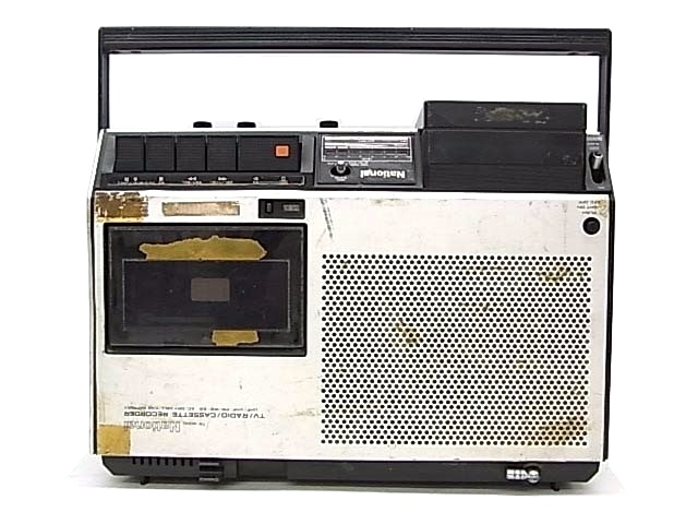 U0007　National　TR-4000　白黒アナログテレビ/ラジオ/カセット　79年製　動作未確認　電源アダプター無し　ジャンク　現状　昭和レトロ