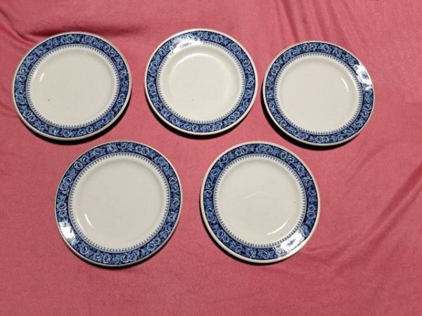 ＵＳＥＤ 中皿５枚セット② サイズ直径約２３ｃｍ 白/紺系