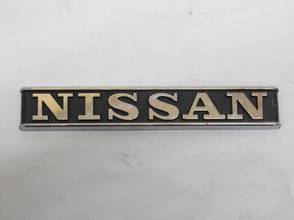 O 3-7 未使用 旧車 エンブレム 日産 NISSAN 寸法 91×16×4mm 当時物 ニッサン ハコスカ ケンメリ