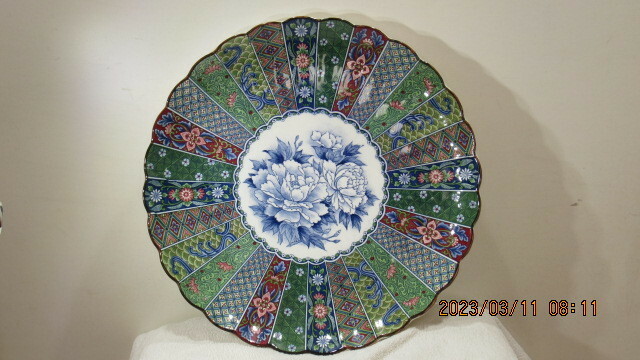 装飾品 大皿 中国製 平野窯　径は38cm　重さは1400g　中古美形