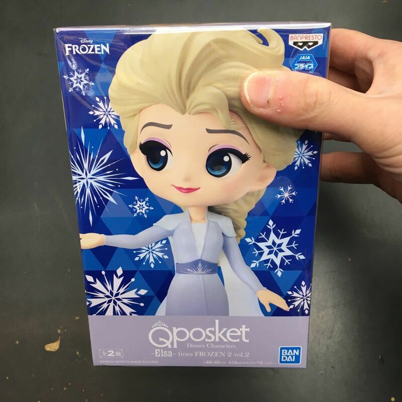 即決　Qposket Disney Characters Elsa from FROZEN 2 vol.2 アナと雪の女王 BANDAI フィギュア
