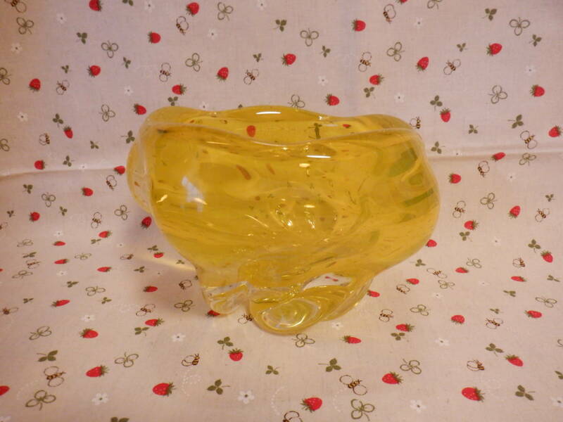 C2『ガラス花瓶　花器～鮮やかなイエロー　水盤　フラワーベース』～箱なし