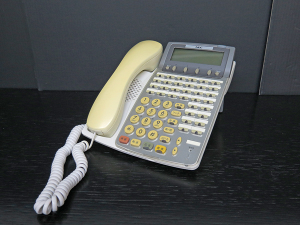 ■Dterm85 32ボタン漢字標準電話機【DTR-32K-1D(WH)】■014 ビジネスフォン