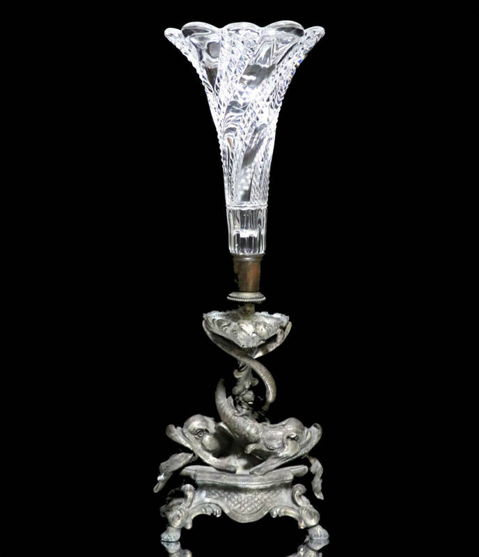 オールド・バカラ(BACCARAT) 1890年頃 46cm 特大 錬鉄製台座 センターピース 花瓶 サーペンティン ディアマン セルポンティーヌ 置物 壺