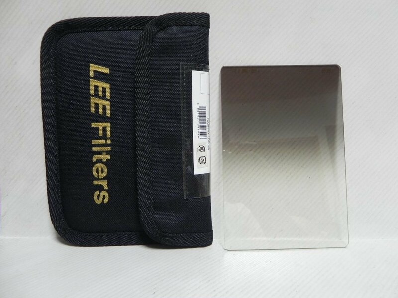 LEE Filters リーフィルター LEE LN-4 100mm×150mm角 ハーフNDフィルター 0.6 ソフト [角型フィルター]　