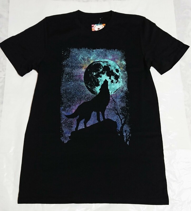 ブラックムーンウルフ・Tシャツ 月に吠える狼